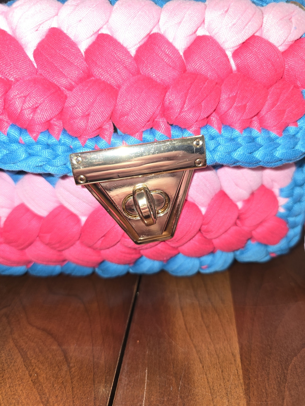 Bright Braided Crochet Crossbody Bag in Turquoise & Pink, Brand New without tags - Picture 3 of 9